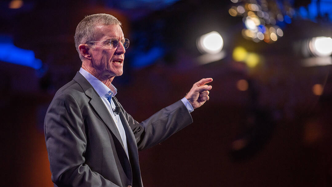 Gen. McChrystal speaking at Smartsheet ENGAGE customer conference